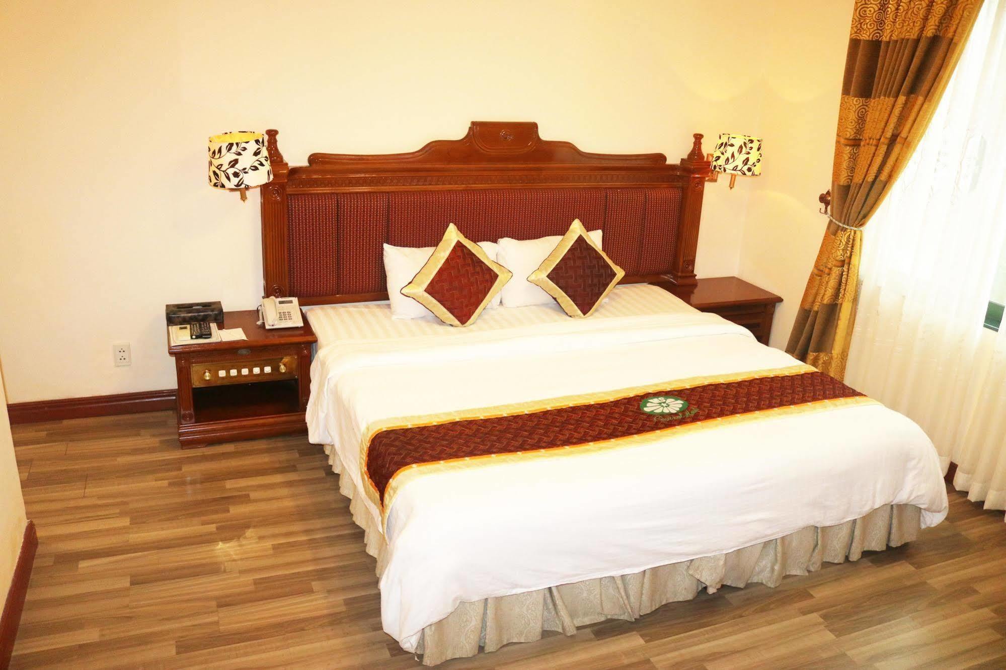 Central Hotel Quảng Ngãi Kültér fotó