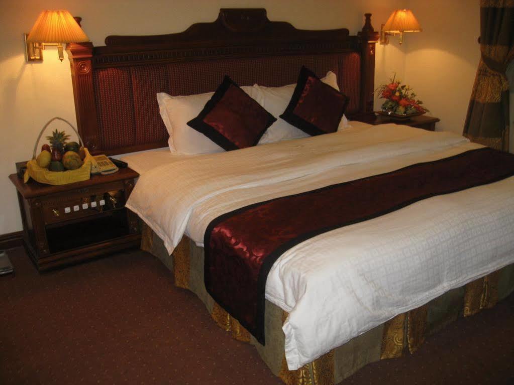 Central Hotel Quảng Ngãi Kültér fotó